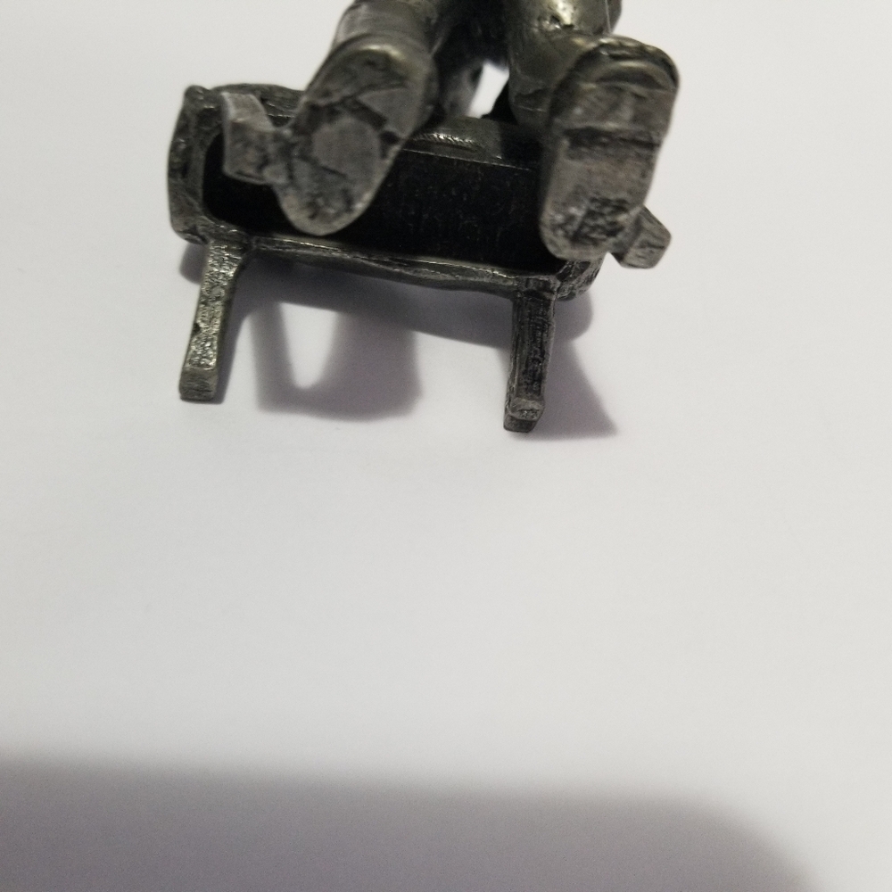 Vintage Daalderop Pewter Dutch Shoe Cobbler Figurine - Picture 8 of 10